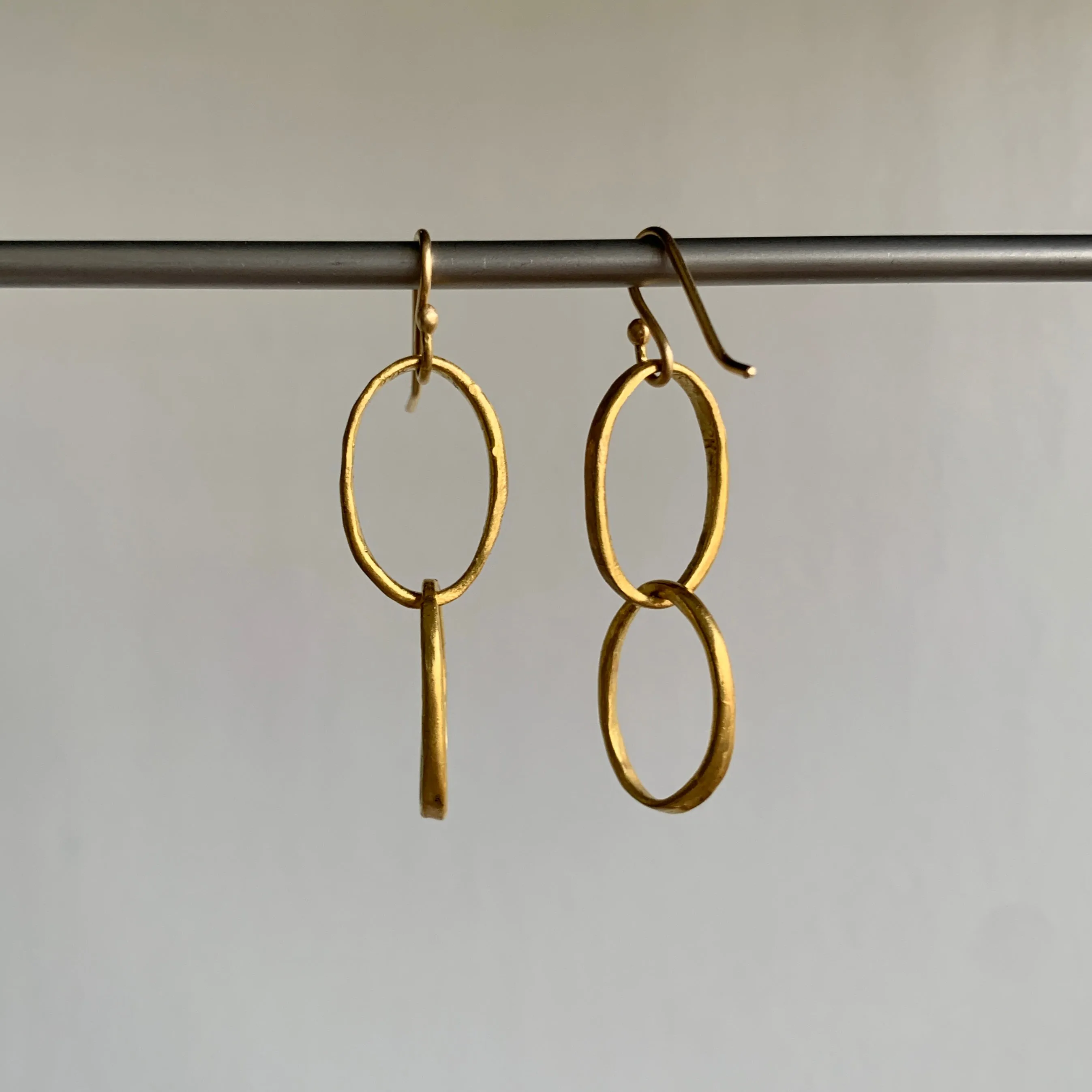 22k Double Pebble Link Earrings