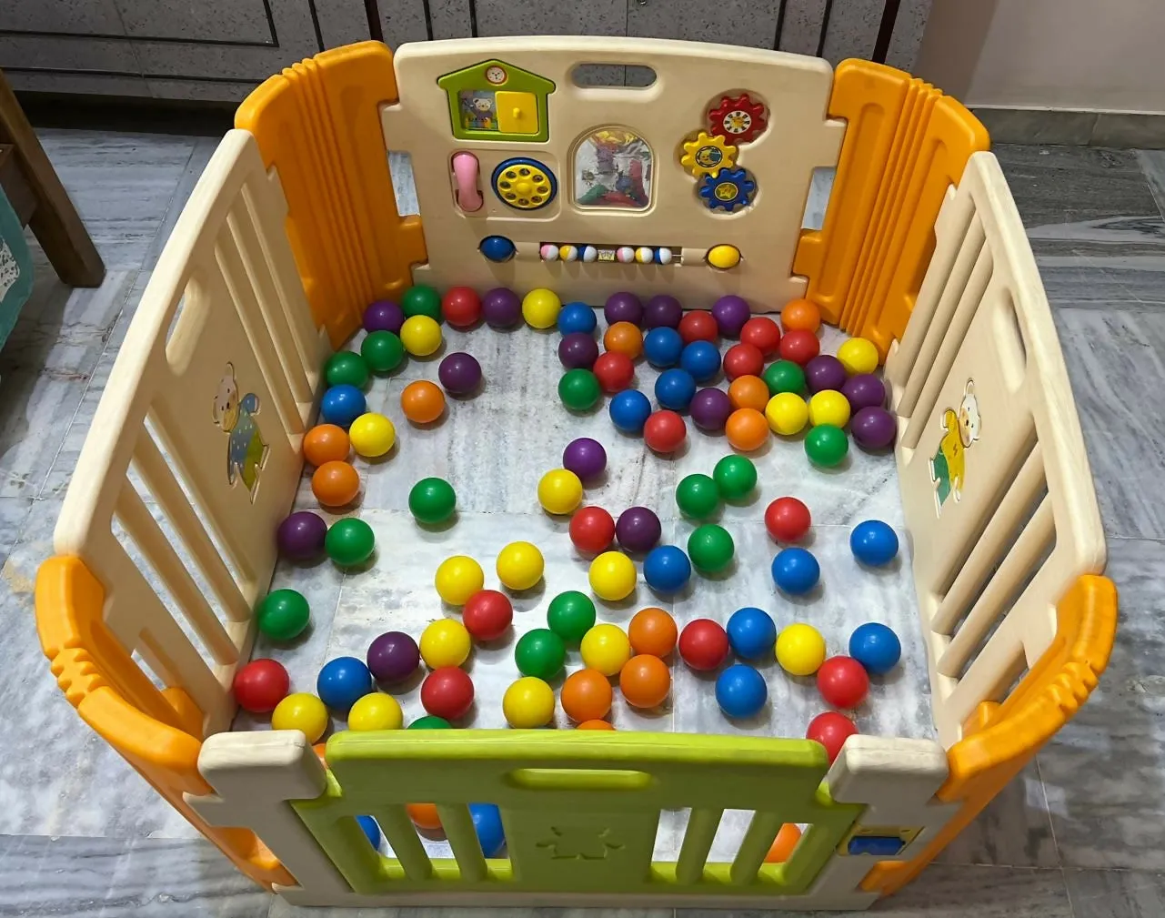 BABY CENTER INDIA Ball Pool /Playpen with Door Safety Lock