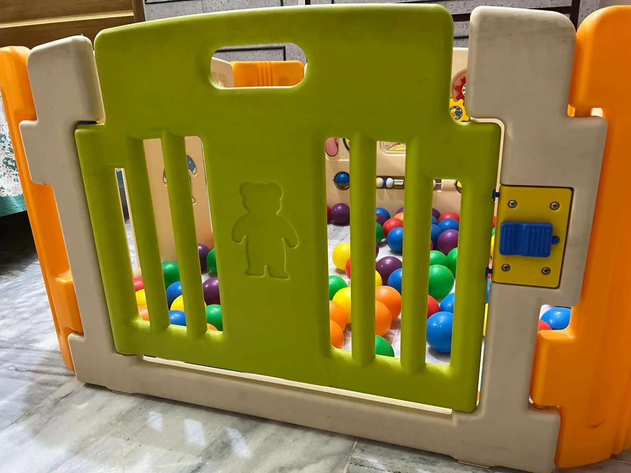 BABY CENTER INDIA Ball Pool /Playpen with Door Safety Lock