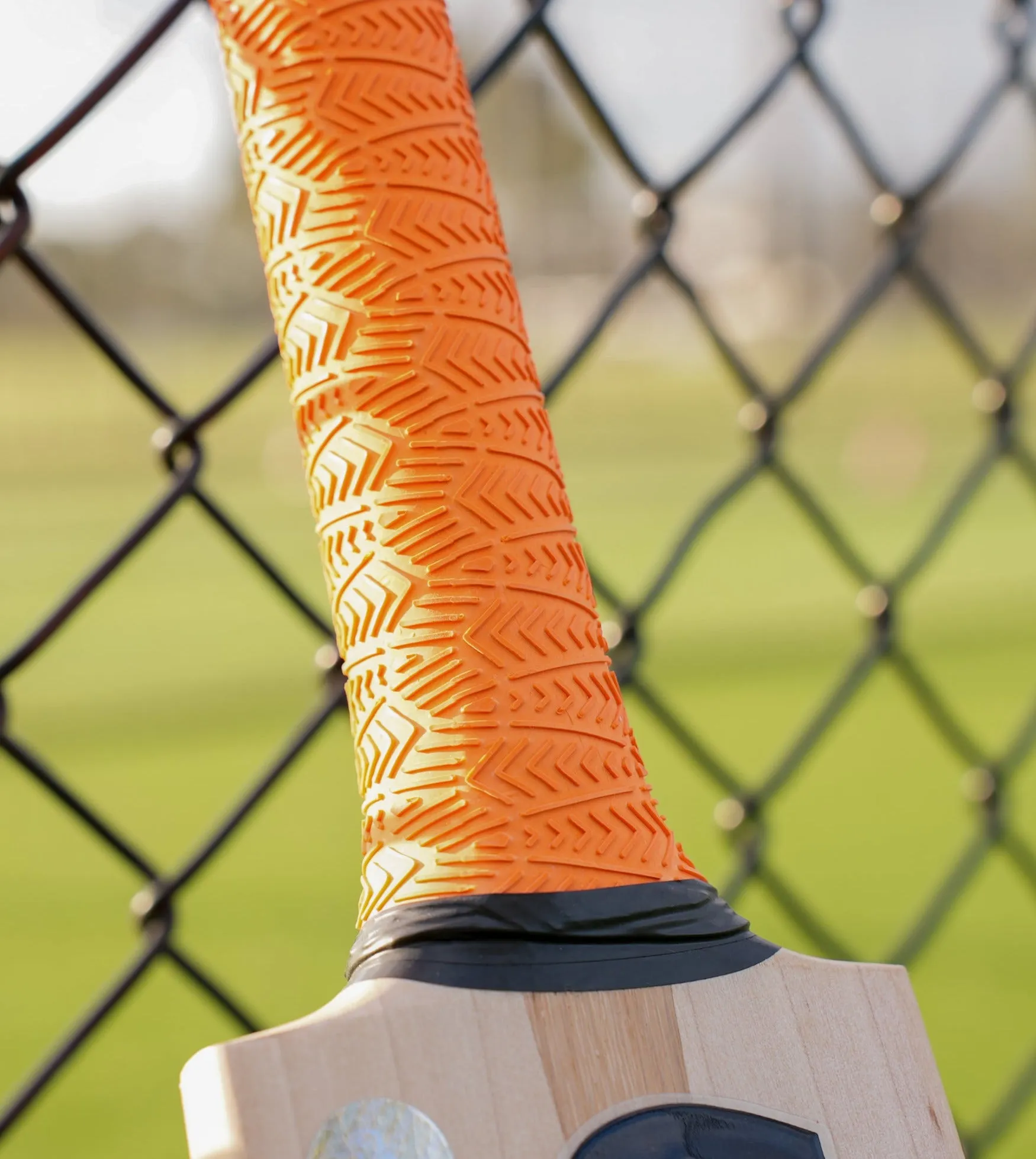 Kookaburra Aura Pro 2.0 Bat